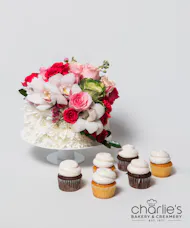 Blooming Confections Floral Cake w/ Cupcakes