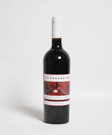 This delicious, traditional sparkling wine is ideal for important occasions