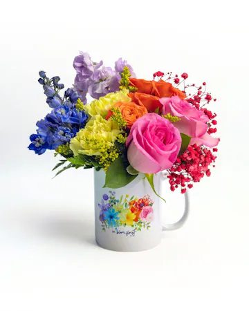 Elevate your indoor greenery game with these adorable plant arrangements, perfectly nestled within stylish ceramic mugs. 